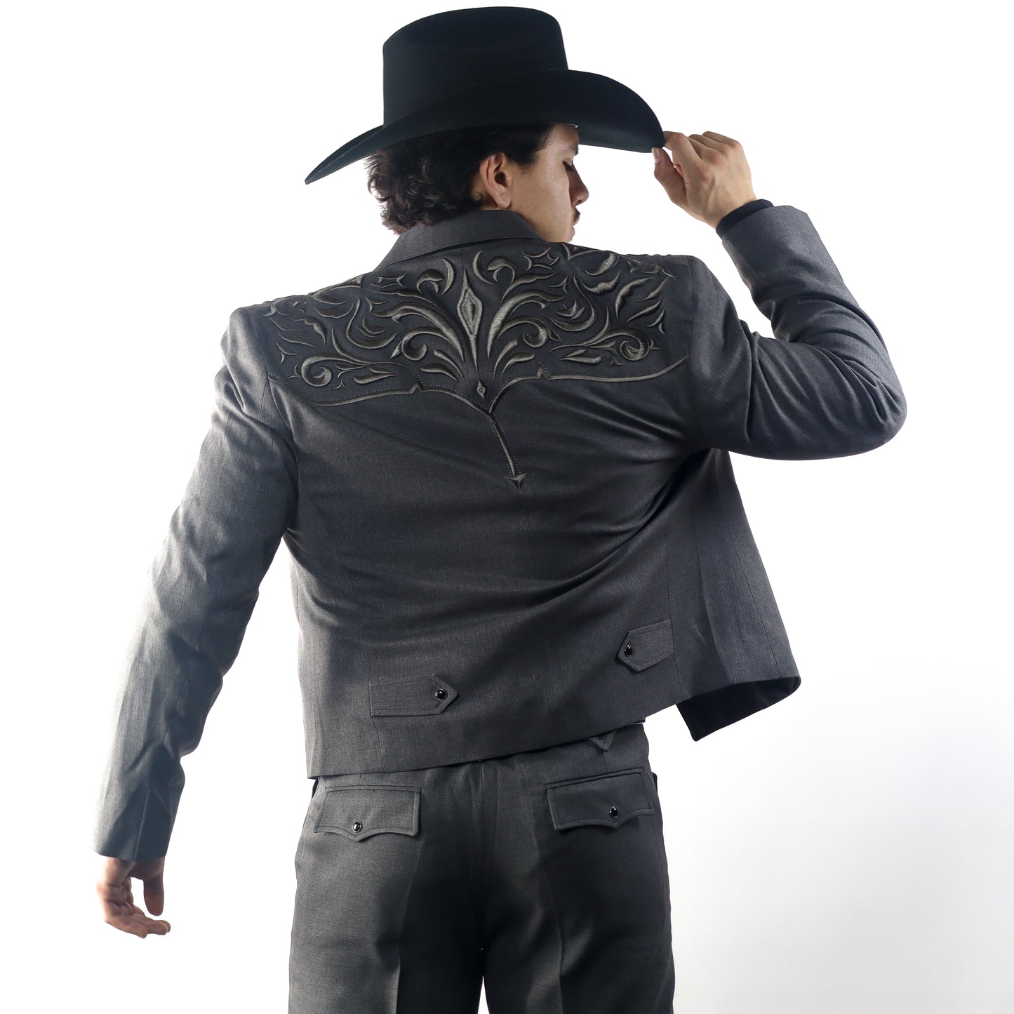 Traje Caporal Toledo Gris Bordado Hojas