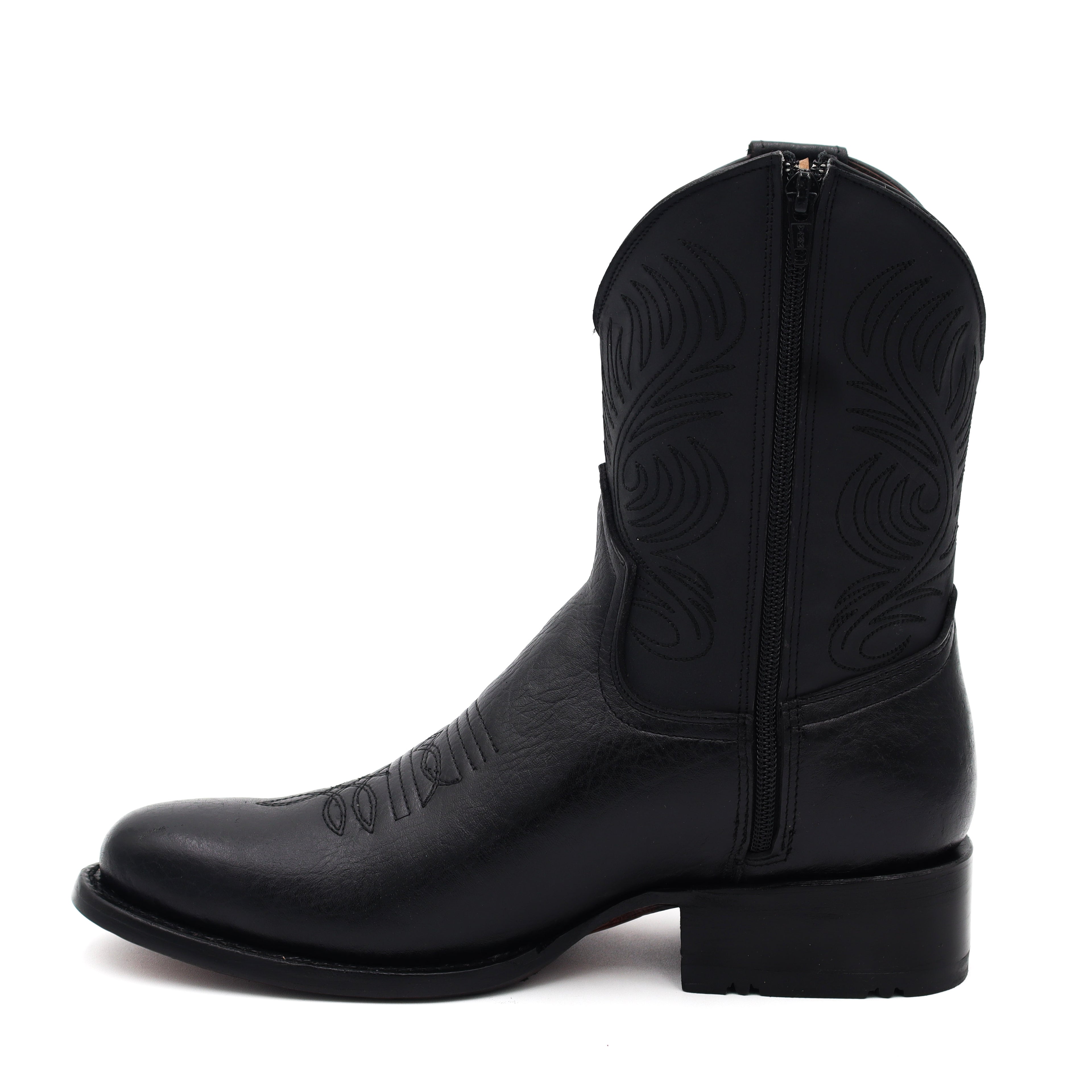 Alaska Cuello Toro Negro Oval