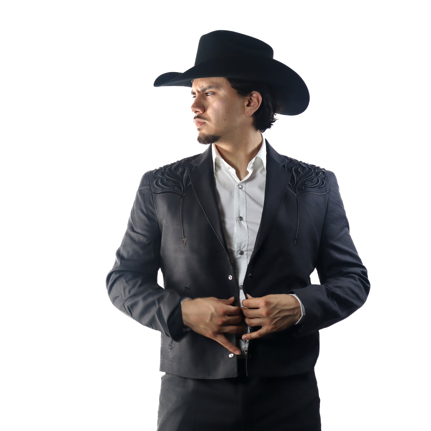 Traje Caporal Toledo Negro Bordado Hojas