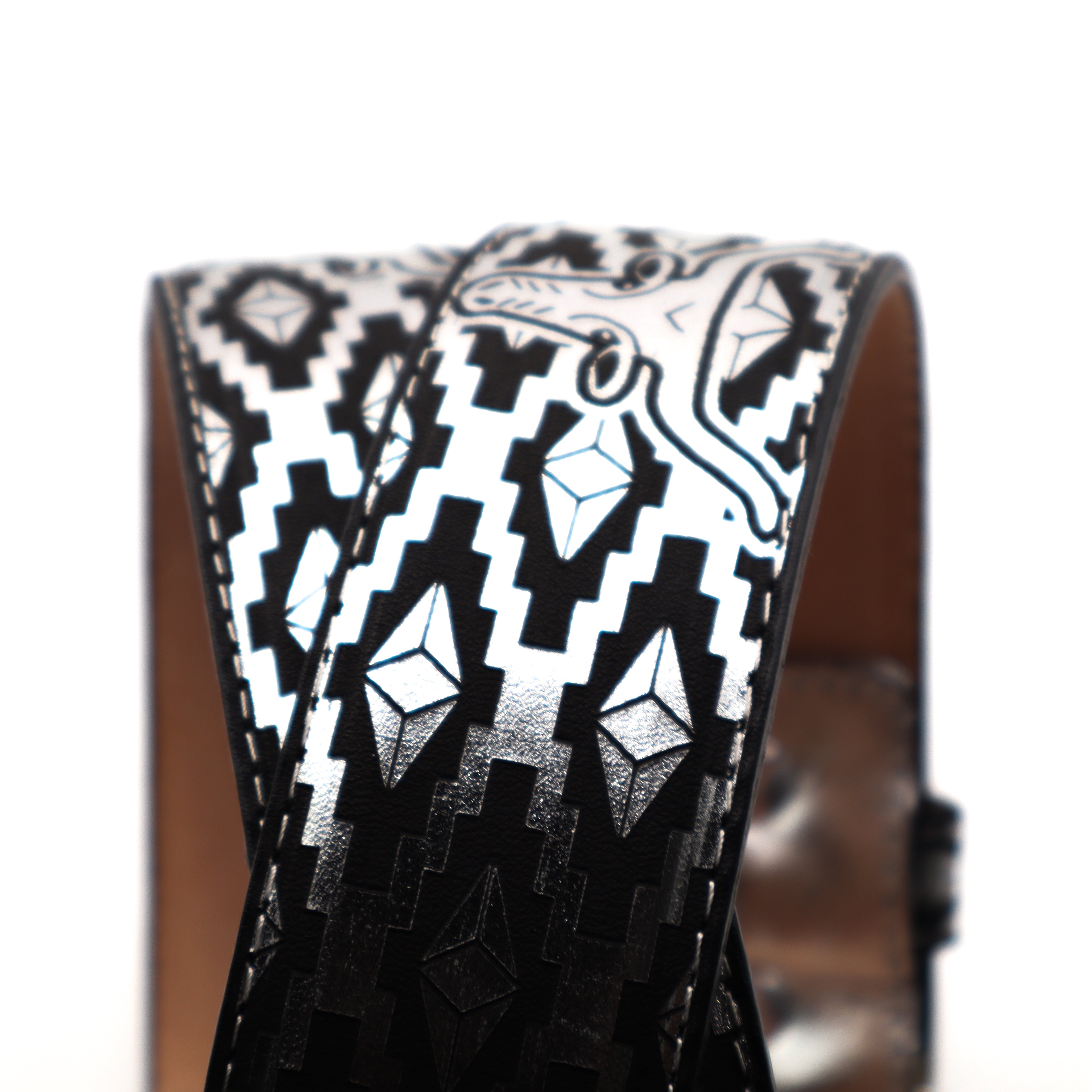 Cinturon Plateado Laser - Toro