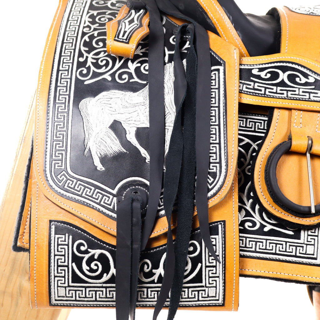 Charro Saddle 16" - Black and Tang | Horse Q2