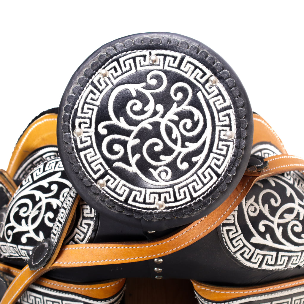 Charro Saddle 16" - Black and Tang | Horse Q2