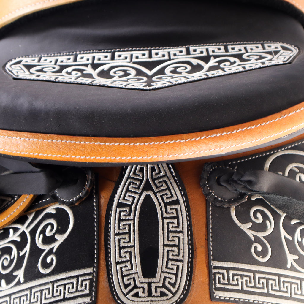 Charro Saddle 16" - Black and Tang | Horse Q2