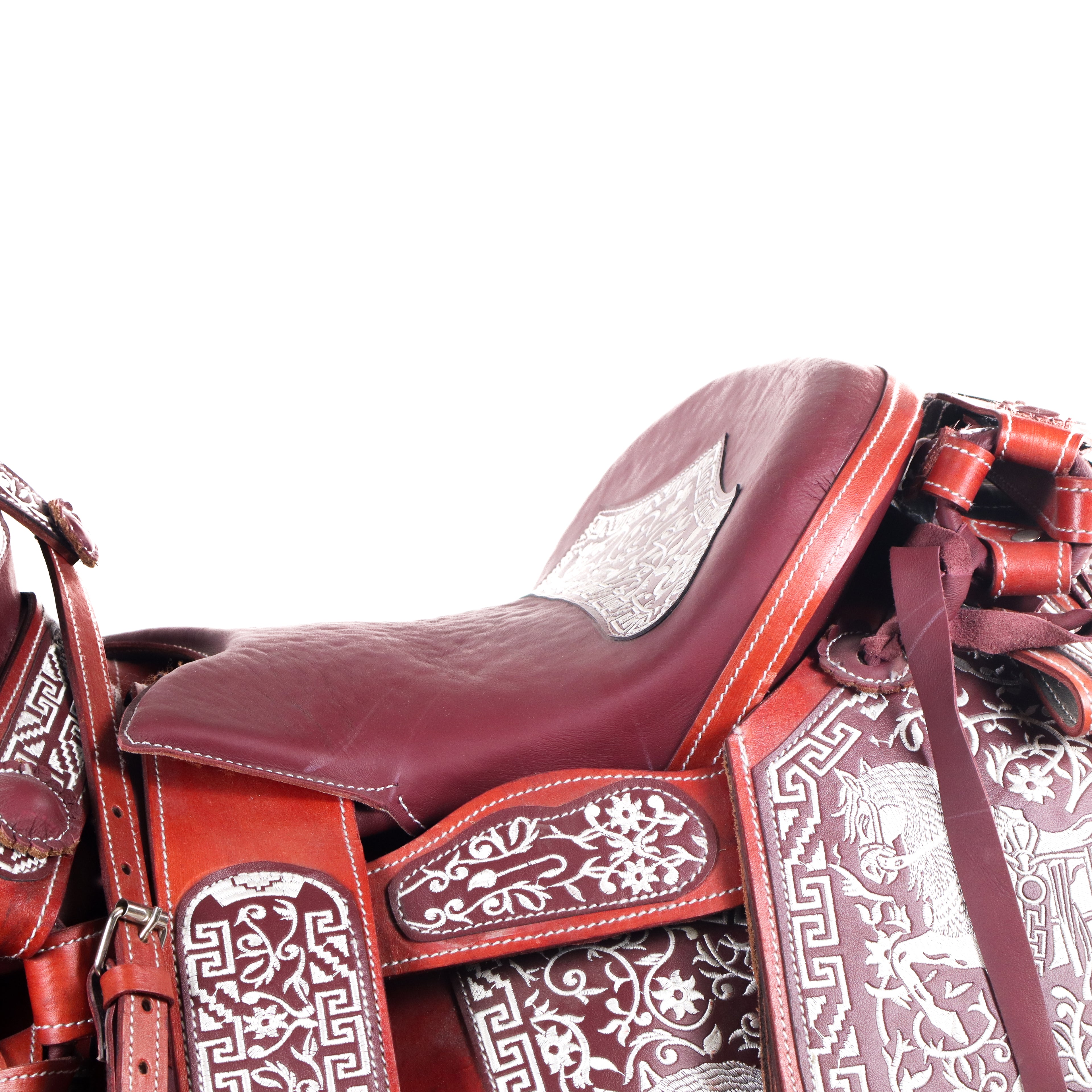 Charro Saddle 16" - Red | Horse Q2