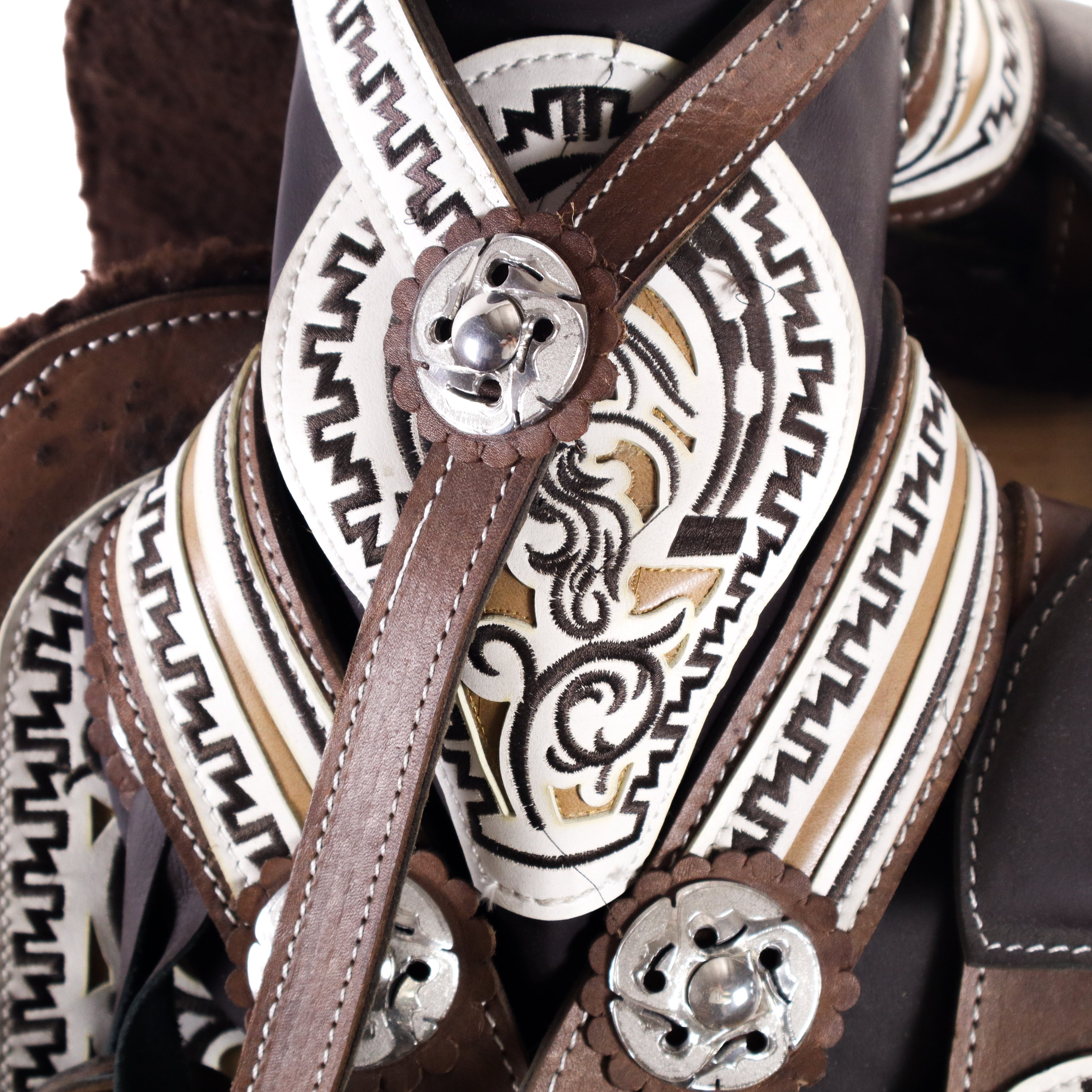 Charro Saddle 16" - Brown and White | Grecas Q3
