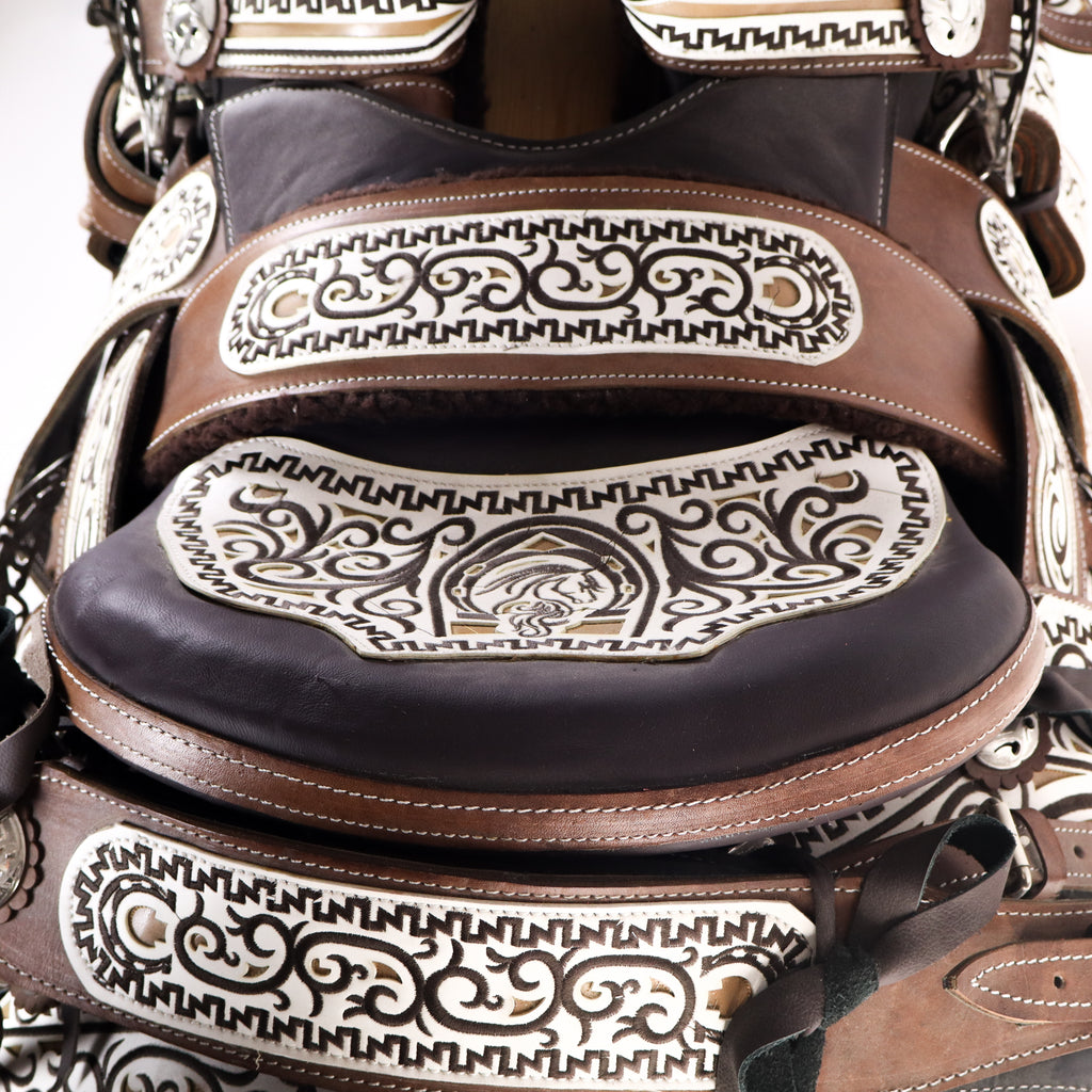 Charro Saddle 16" - Brown and White | Grecas Q3