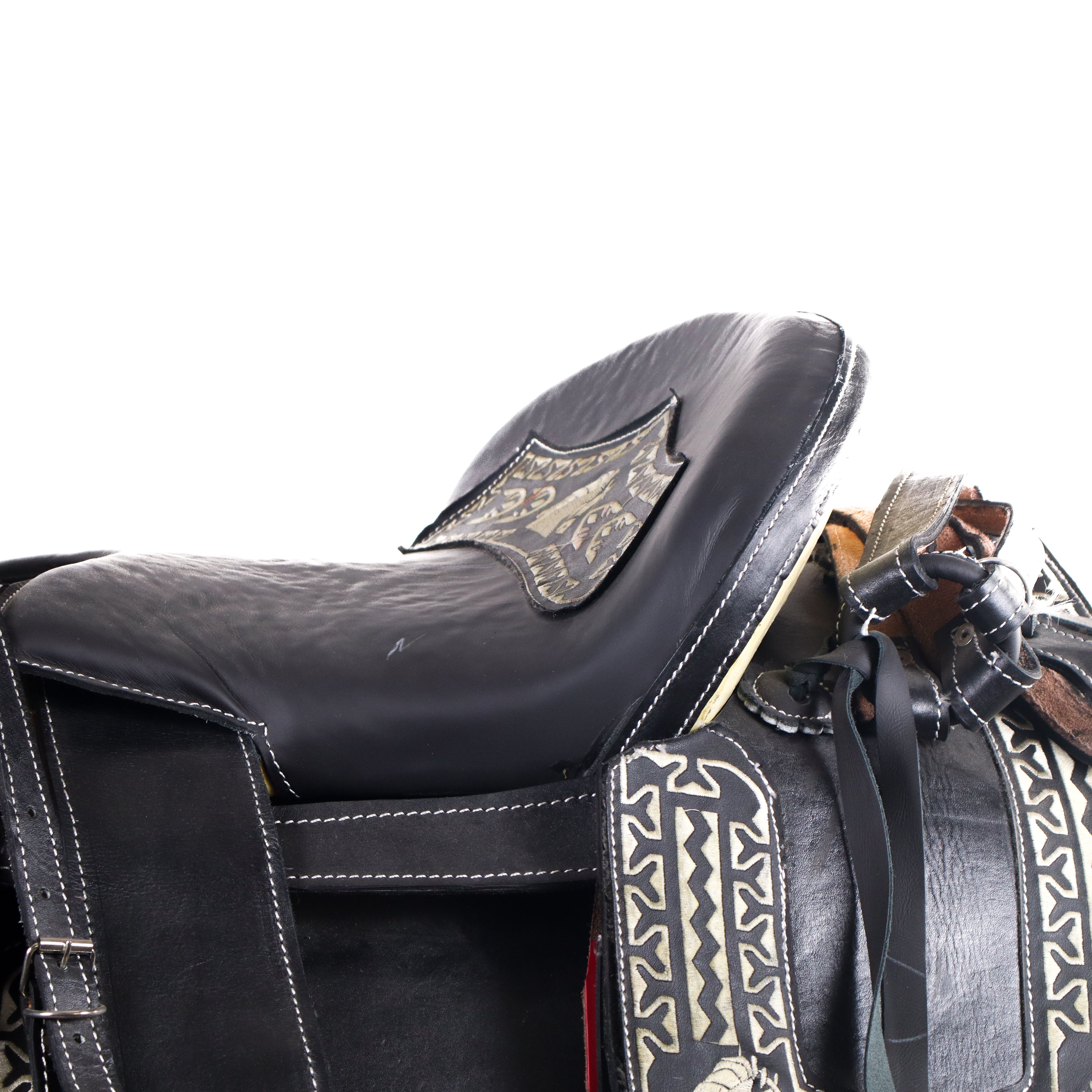 Charro Saddle 16" - Black | Horses Q1
