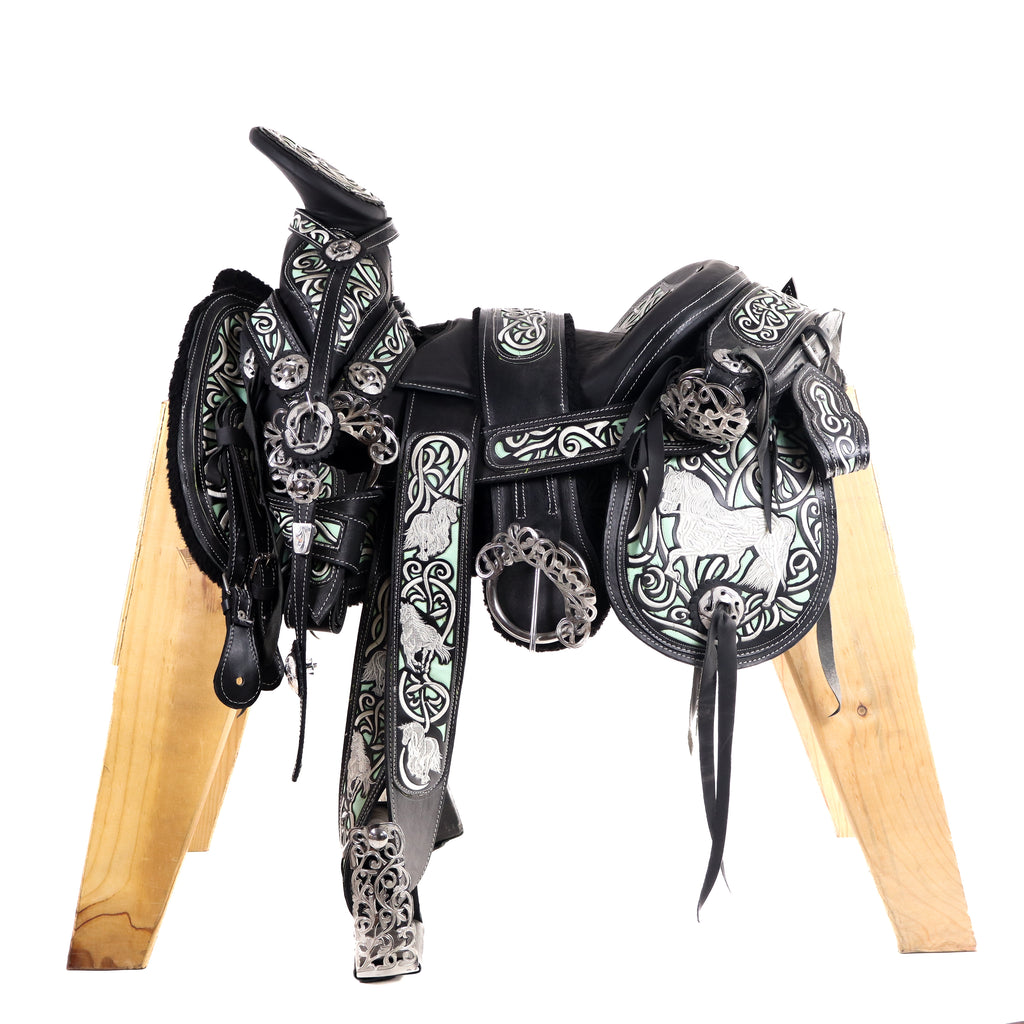 Ducktail Charro Saddle 16" - Black and Pistacchio | Horse Q3