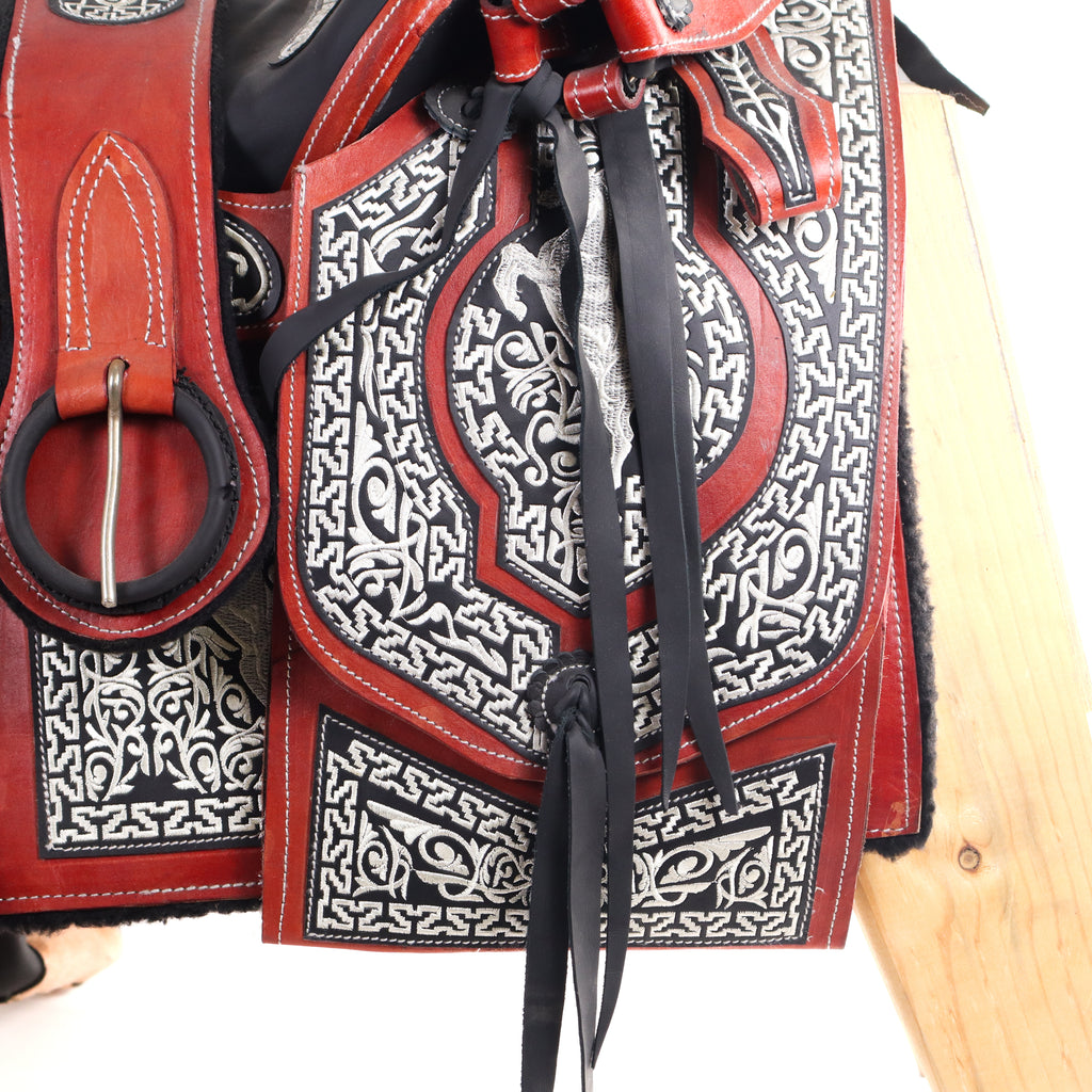 Charro Saddle 16" - Red and Black | Horse Q2