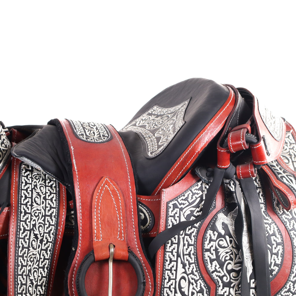 Charro Saddle 16" - Red and Black | Horse Q2